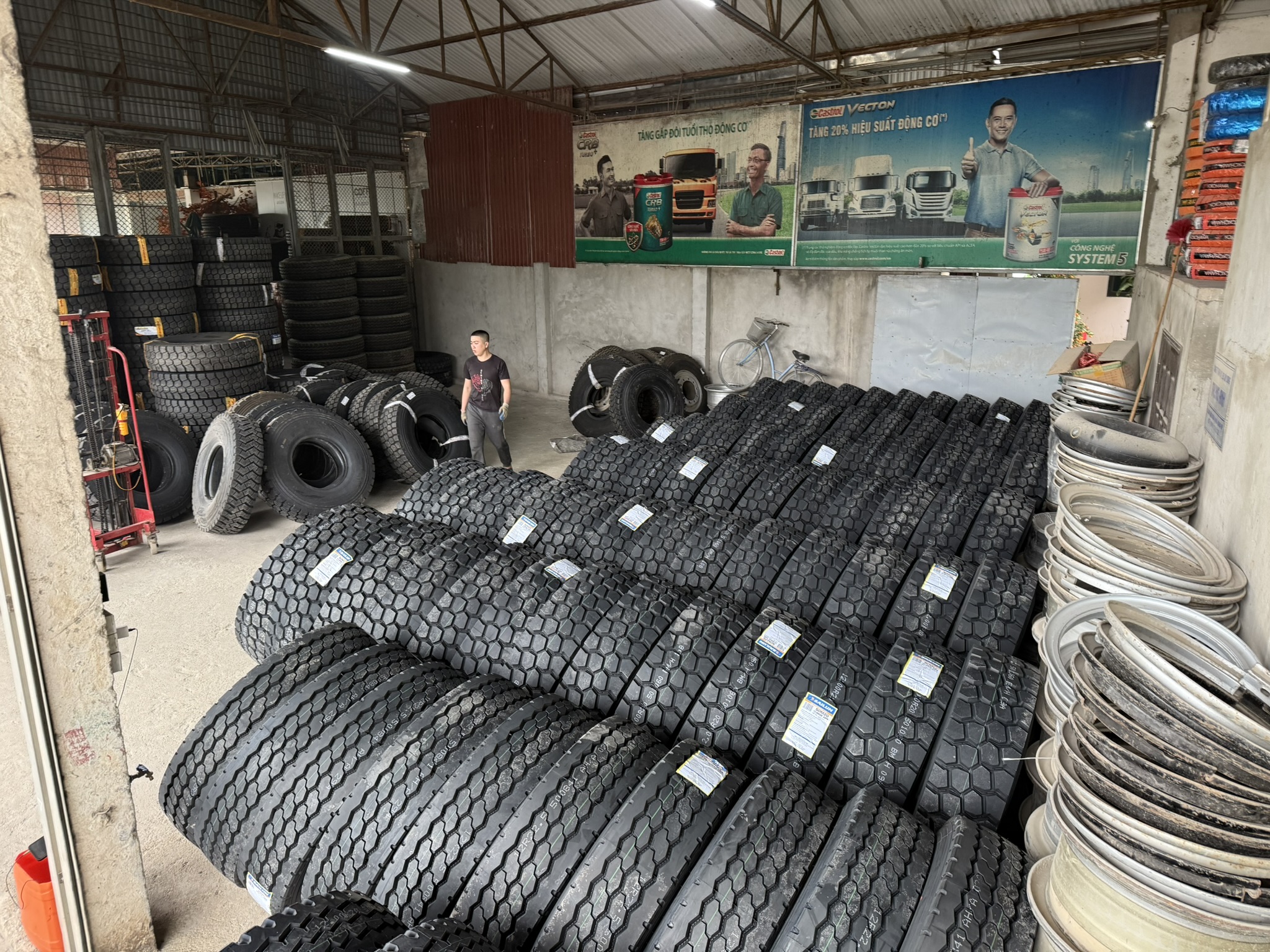 Cập nhật liên tục các mẫu lốp mới từ thương hiệu hàng đầu